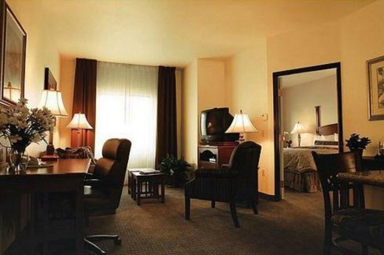 Homewood Suites By Hilton Montgomery Eastchase חדר תמונה